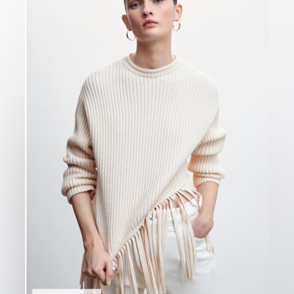 MOVING SALE!! MANGO fringe hem sweater